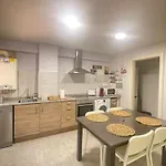 Nuevo, Cerca De San Mames Y Centro De Bilbao דירה *